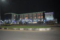 玫瑰生活套房飯店