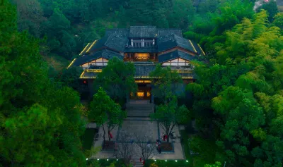 Chongqing Manju Lixiangdu Homestay Отели рядом с достопримечательностью «Экологический сад в водно-болотных угодьях озера Лишань»