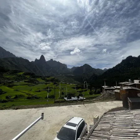 Diebu Zagana Yakr Tourist Inn