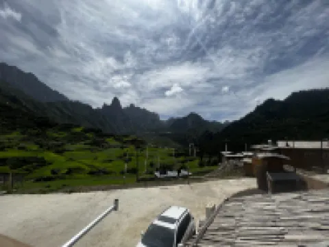 Diebu Zagana Yakr Tourist Inn