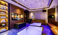 Zixi Guanhe Wonderland Hotel