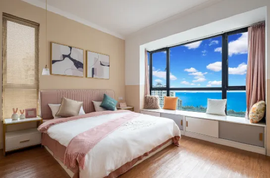 銀灘上島海景公寓（北海僑港風情街國際客運港店）