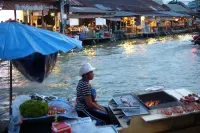 RoomQuest Amphawa VaylaSamran