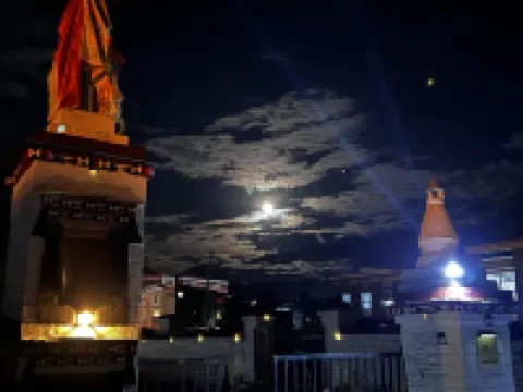 康定央倉星空民宿（塔公鎮店） 鄰近塔公草原的酒店