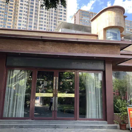 Ikebana wooden house