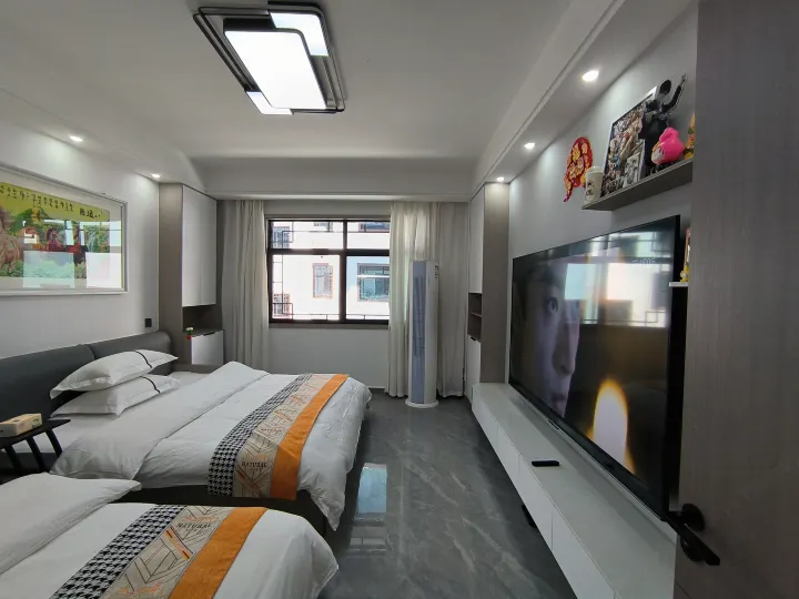 Zhangjiajie West Railway Station Hanxiang Residence Inn