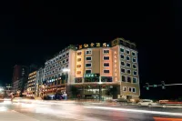 Platinum Hotels Hotel in zona CPC Longshan Committee Party School