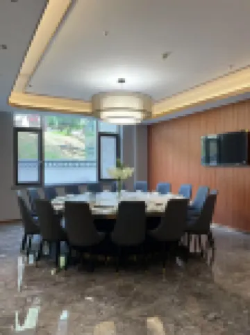 Lanou International Hotel (Shaoshan Scenic Area High-Speed Railway Station)