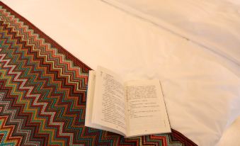 Shangri-La Guiman Designer Publicly-maintained Homestay