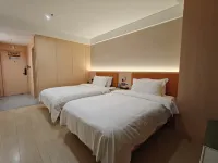 Homeinn Selected Hotel (Chengdu Chunxi Road Hongxing Bridge Subway Station) Hotels in Chengdu