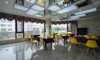 Fubang themed hotel (Wenshan Yiran Plaza Puyang West Road Branch)