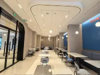 Home Inn (Nanning Railway Station Chaoyang Square Branch) - Fitnessstudio