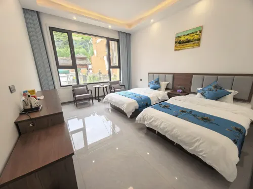 Yujian Homestay - 2-Star