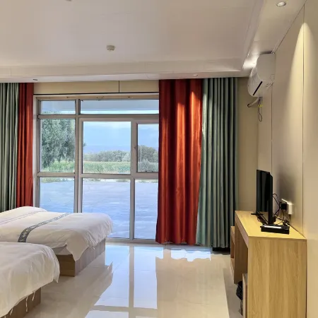 Burqin Ruixue YunShe Homestay
