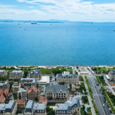 Dalian Snail Loft Ocean View Mansion (Donggang Metro Station, Oriental Water City Branch)