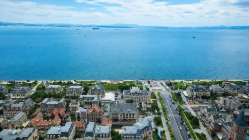Dalian Snail Loft Ocean View Mansion (Donggang Metro Station, Oriental Water City Branch) - View biển