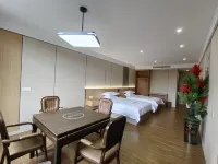 Fanhuatai Homestay (Border City Chatong Scenic Area) - Parking