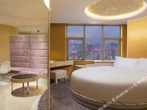 BaiLing Nicesoe Hotel (Guiyang Spray Pool Zilinan)