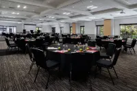 基督城拉蒂默瑞吉斯飯店, EVT旗下