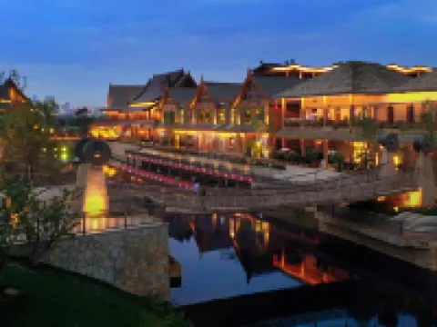 Z Hotel (Kunming Dianchi Shenghuo Meixue) Các khách sạn gần Kunming Daguan Park
