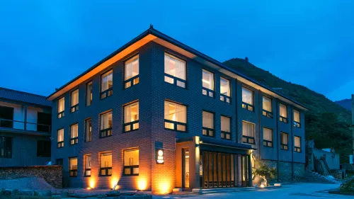 Floral Lux Hotel Five Peaks Mingzhai Cloud View Lodge - 4 ดาว