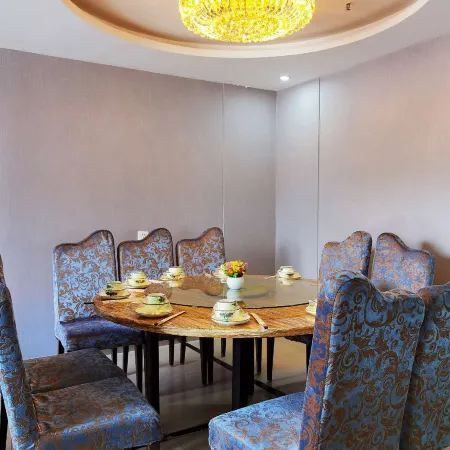 Hunyi Boutique Hotel (Lanzhou Railway Station Hongxingxiang Subway Station)