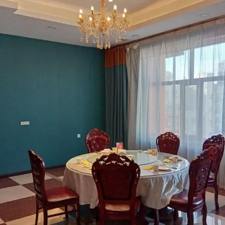 Longsheng Hotel
