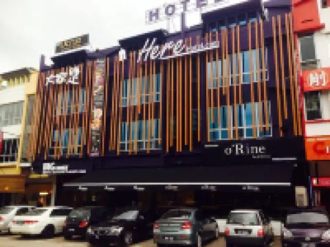 HereHotel Dormitory Hotels near Sutera Mall