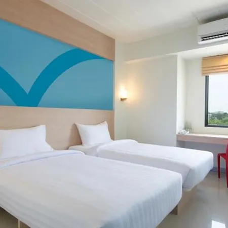 Hop Inn Nakhon Ratchasima Отели рядом с достопримечательностью «Аквапарк Bung Ta Lua»