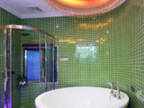 迎宾主题酒店(苍溪汽车站店) - 鸳鸯戏水