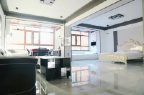 Shiyi Hotel (Jiansanjiang Station)