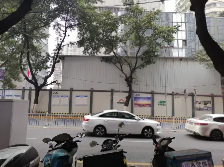 GreenTree Eastern Hotel (Chongqing Jiefangbei Qixinggang Metro Station)