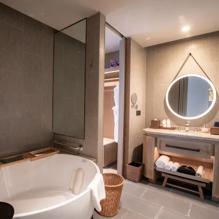 Qufu Nishan Hotel