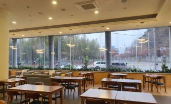 Crown Hotel Changwon