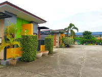 Jirapa Modern Resort - 2-Star