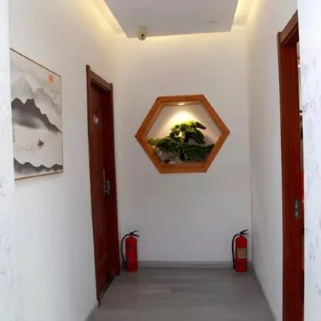 Jinzhicheng Hotel (Fujin Jiansanjiang Station)