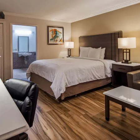 Best Western Plus Orange County Airport North