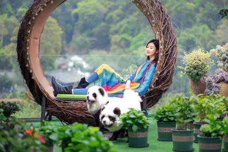 Yunshang Time Lake View Hot Spring Resort Homestay (Heshun Branch)