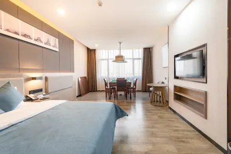 City Suites Collection Hotel (Gao'an Senze) Отели рядом с достопримечательностью «Gao'an Museum»