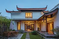 Leliving Butterfly Resort Lijiang