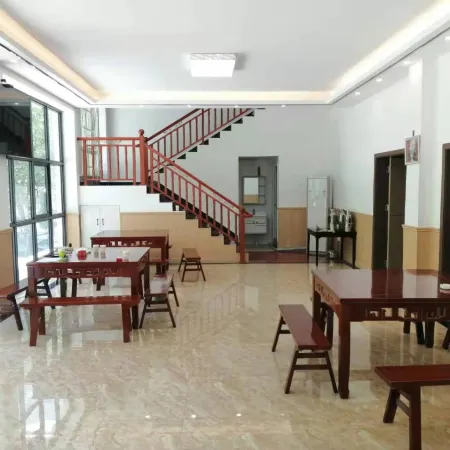 Tongjiang Xinyue Homestay