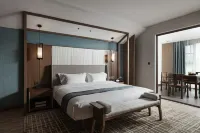 Sanjiangyue Holiday Hotel
