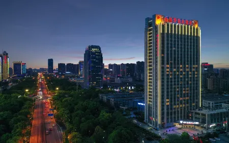Maison New Century Hotel Keqiao Shaoxing Отели рядом с достопримечательностью «Keqiao Ancient Town»