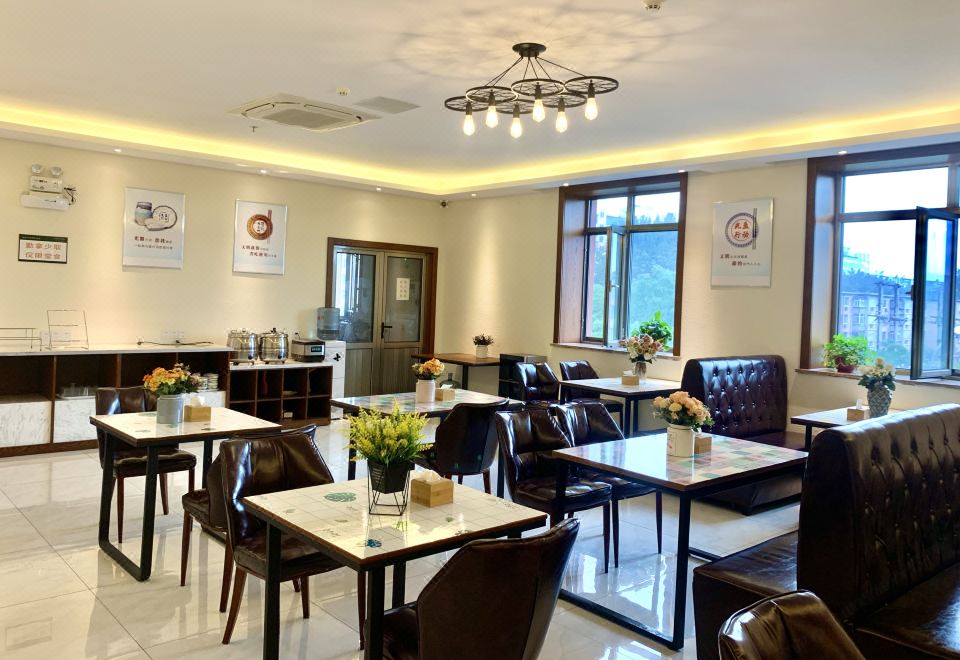 5. 제임스 조이스 ..