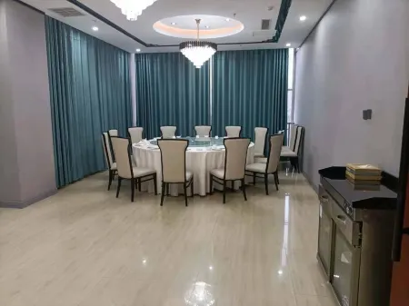 Mulan International Hotel Отели в г. Юйчэн