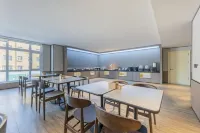 HanTing Hotel (Yitong Bus Station)