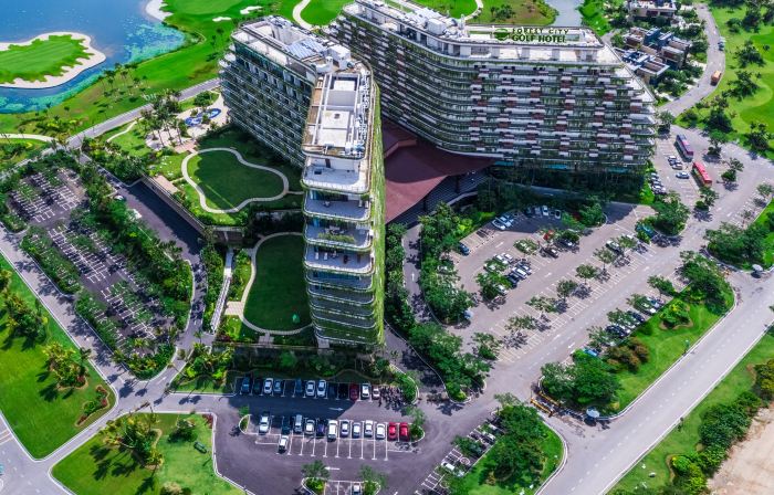Forest City Golf Hotel