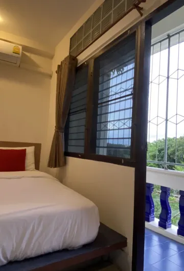 ห้องซูพีเรียร์ เตียงใหญ่ 1 เตียง