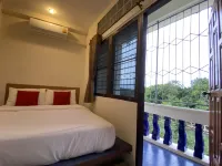 Laluna River House