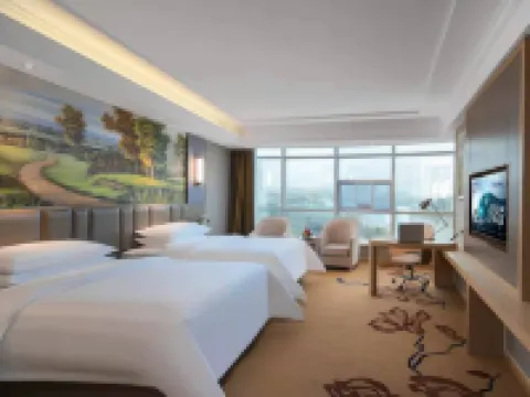 Vienna Hotel (Xinxian store) Hotels in Xin County